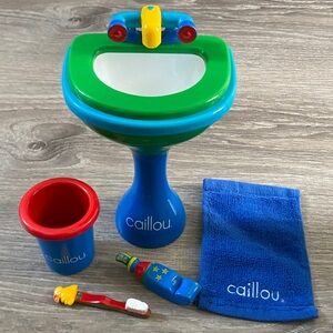 Caillou 2001 bathroom set